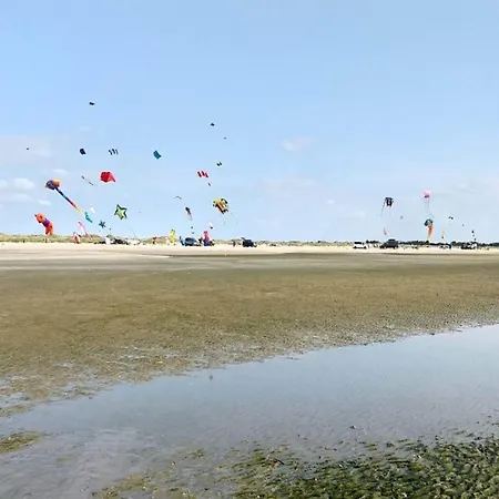 7 Person In Fano-by Traum